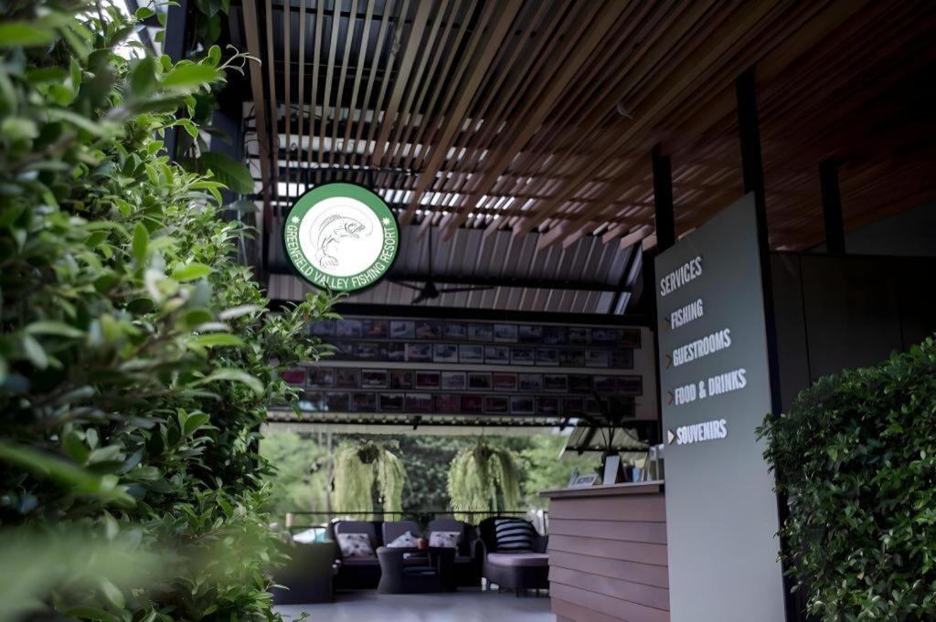 Greenfield Valley Fishing Resort Hua Hin Exterior photo